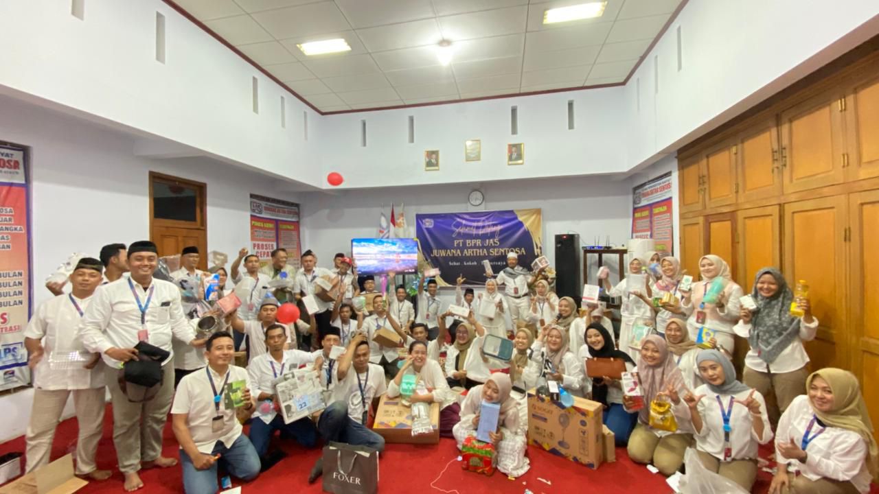 Event Akhir Tahun Tukar kado BPR JAS