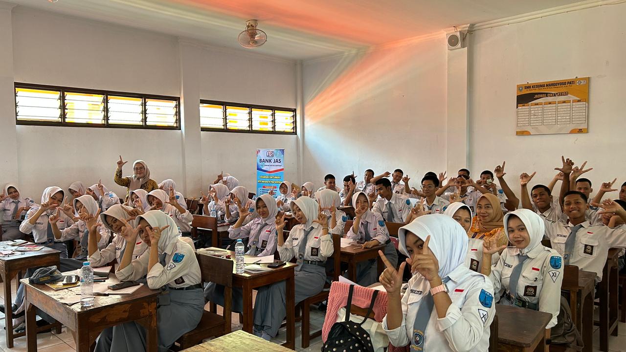 Daily Visit BPR JAS Bersama SMK Kesuma Margoyoso